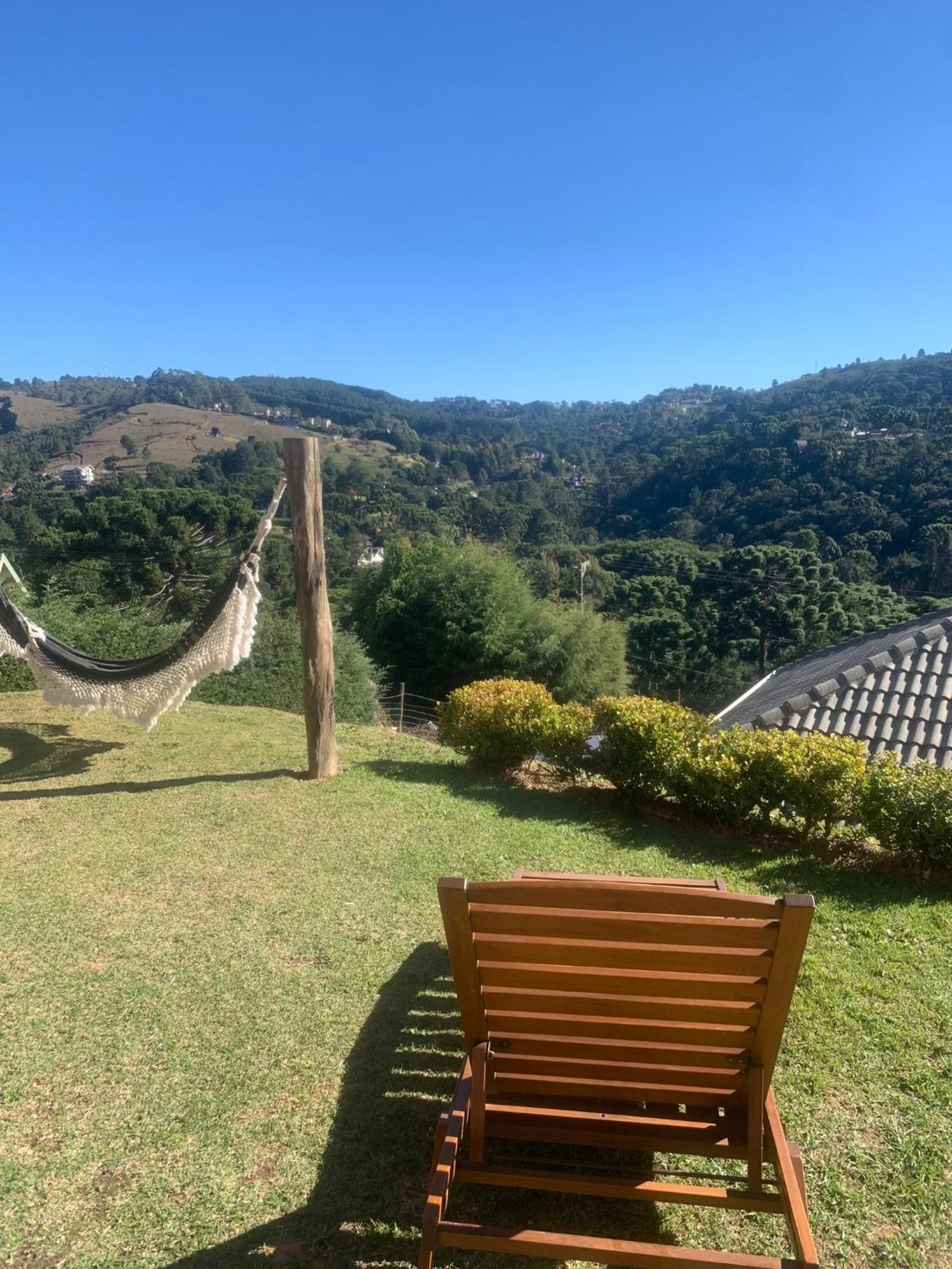 Casa Aconchegante Na Montanha Apartment Campos do Jordao Ngoại thất bức ảnh