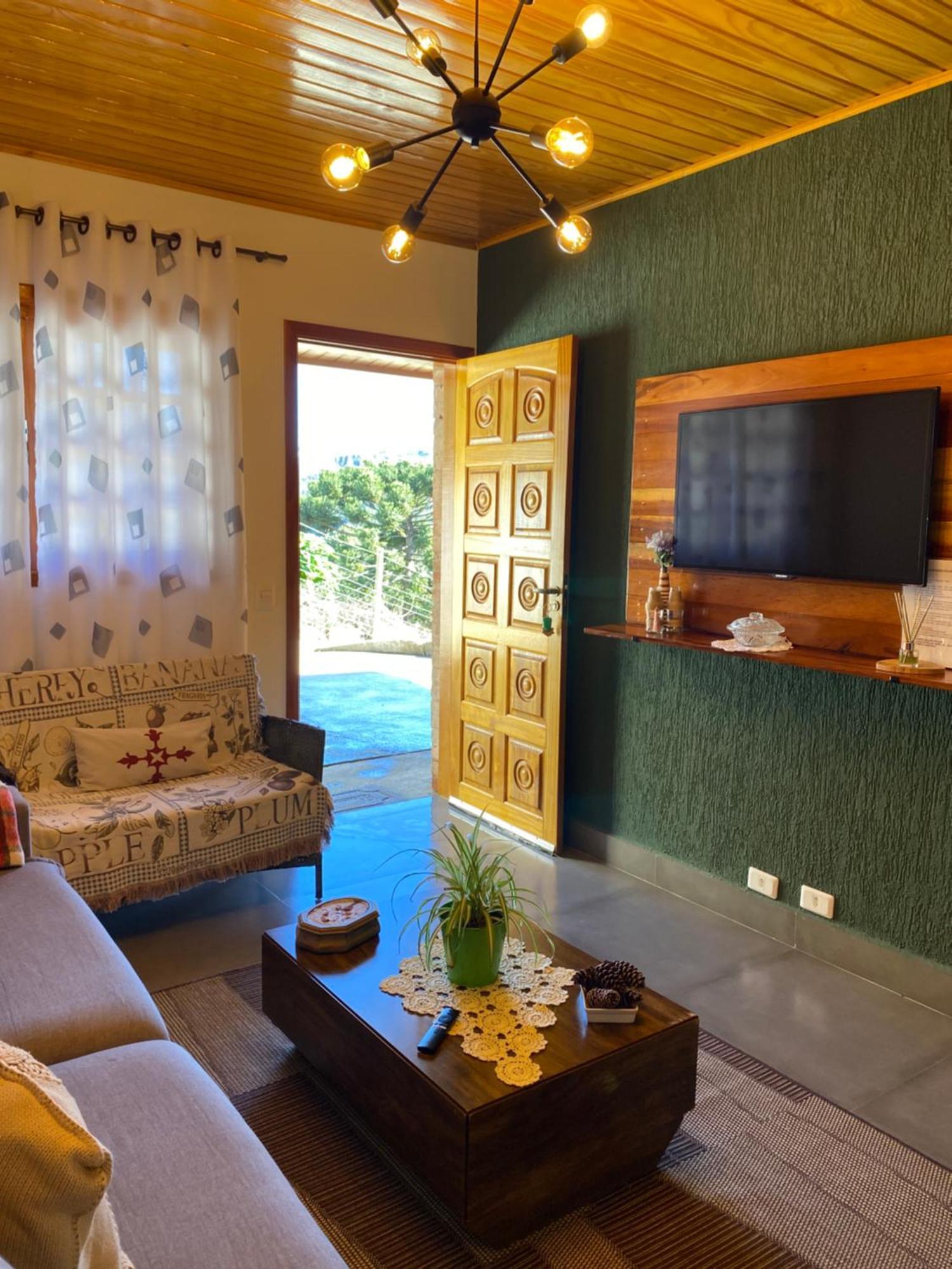 Casa Aconchegante Na Montanha Apartment Campos do Jordao Ngoại thất bức ảnh