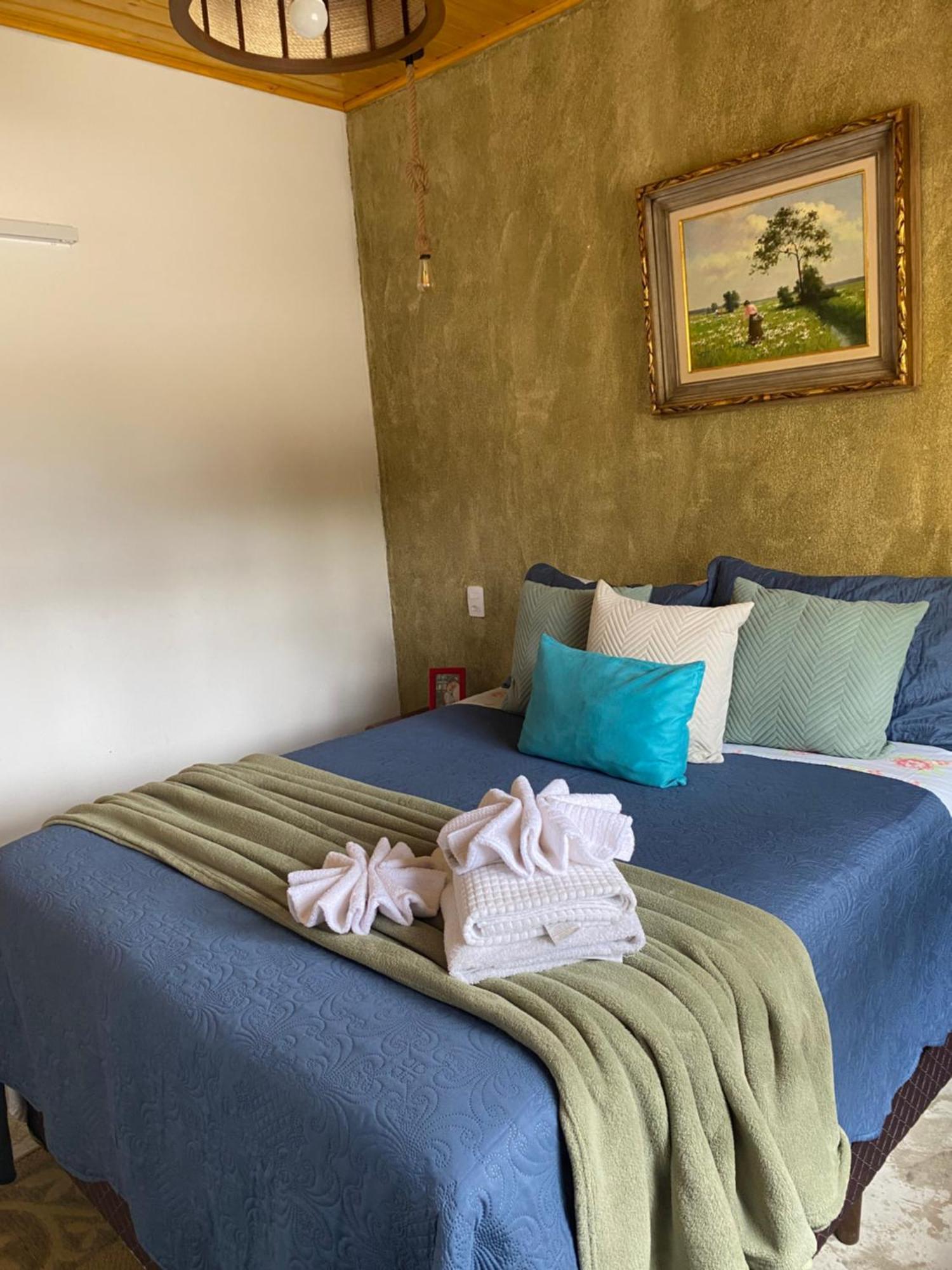Casa Aconchegante Na Montanha Apartment Campos do Jordao Ngoại thất bức ảnh